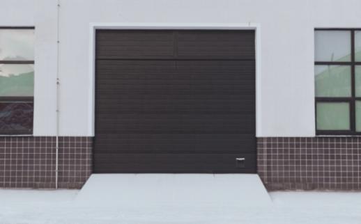 DIY Garasjeport for værbestandighet: Slik holder du hjemmet ditt trygt og tørt